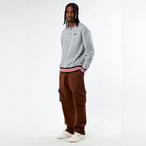 NWT Levi's Snap Crewneck Henley Embroidered Men's Grey Sweatshirt Size Medium